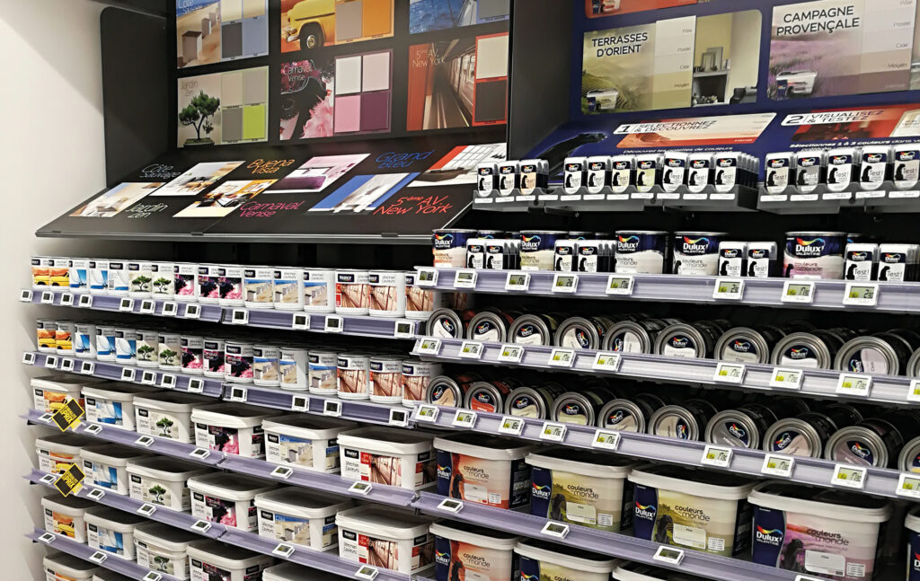 Délotage et mise en rayon de marchandises|